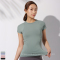 Factory Camiseta de camisetas de logotipo personalizada Esporte T-shirt de cor simples de cor sinistra academia rápida camiseta seca para mulheres